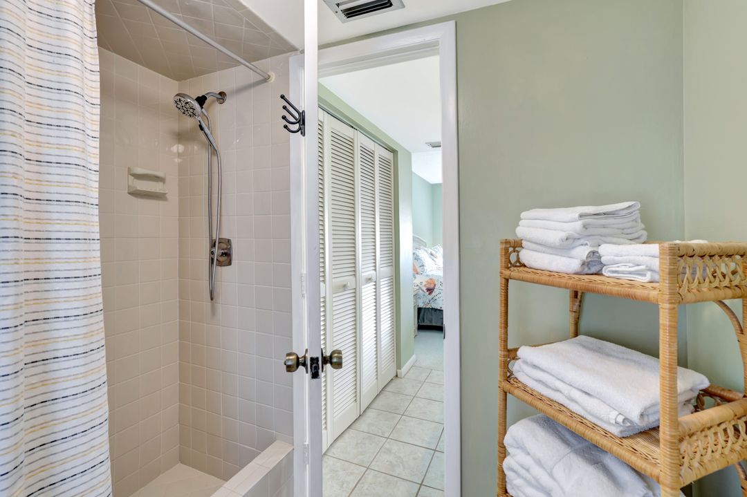 720 Teryl Rd #2, Naples, FL 34112