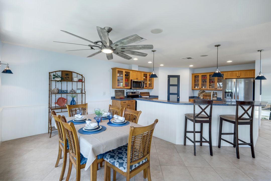654 Sea Oats Dr, Sanibel, FL 33957