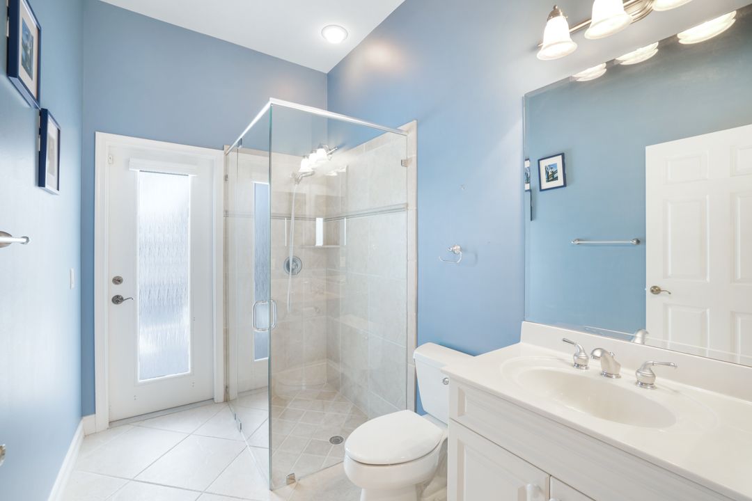 1557 Kingston Ct, Marco Island, FL 34145
