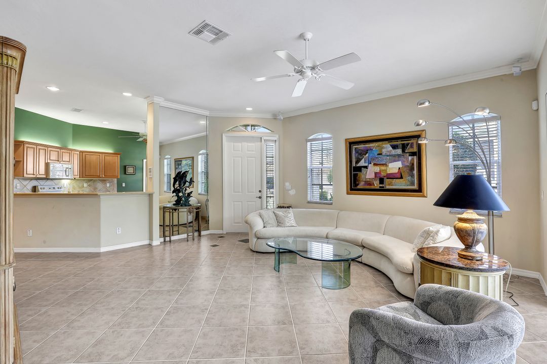 12715 Fox Ridge Dr, Bonita Springs, FL 34135