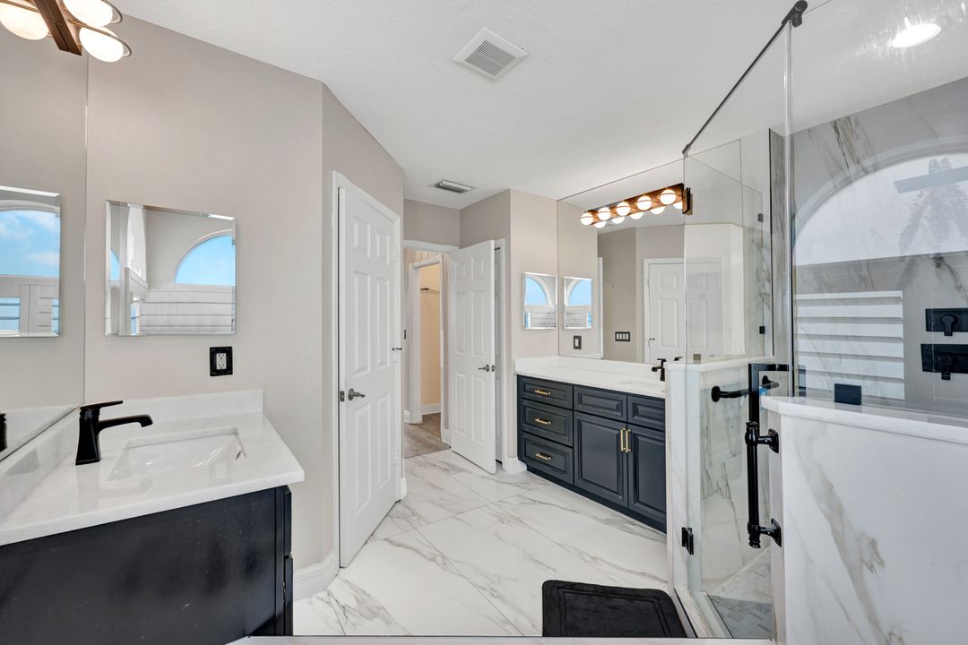 1764 Birdie Dr, Naples, FL 34120