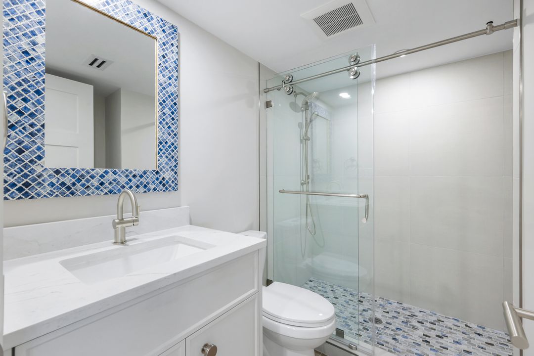 9715 Gulf Shore Dr #702, Naples, FL 34108