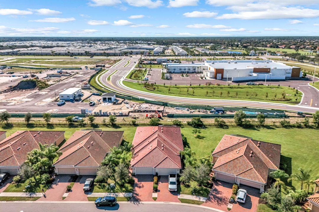 1750 Alameda Dr, Naples, FL 34120