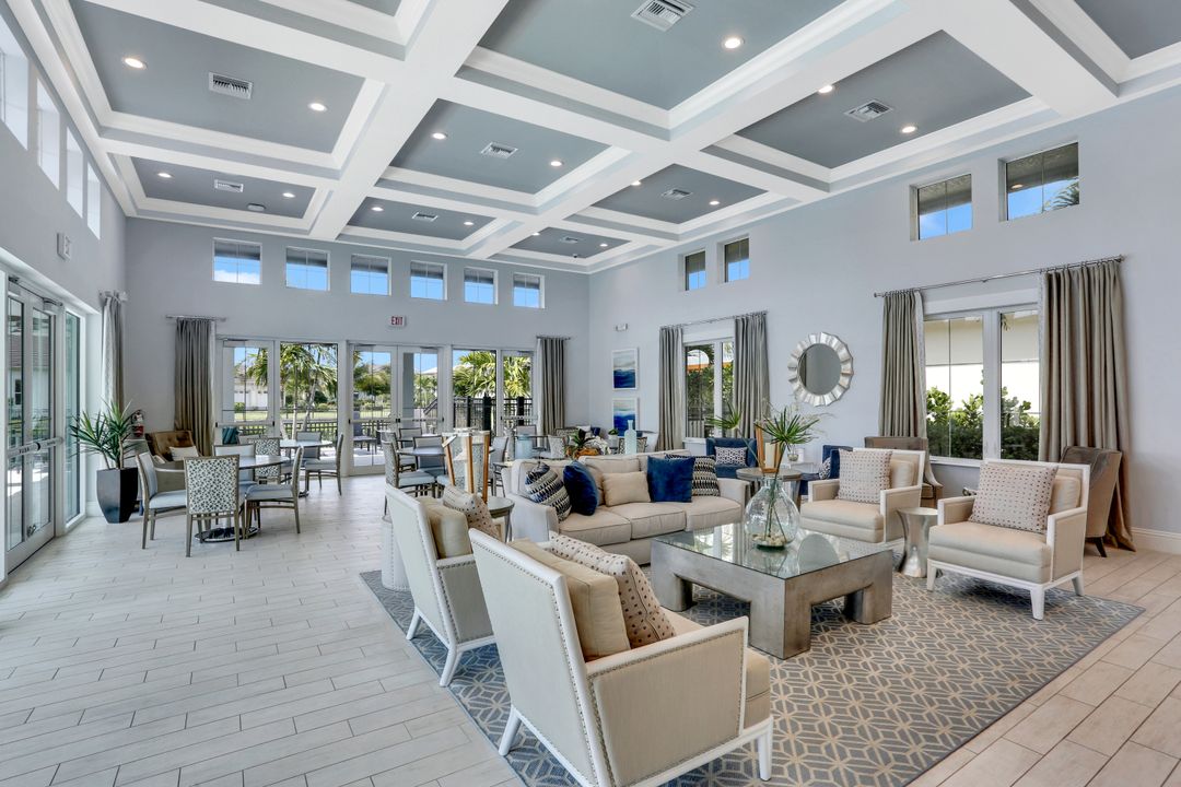 17207 Hidden Estates Cir, Fort Myers, FL 33908