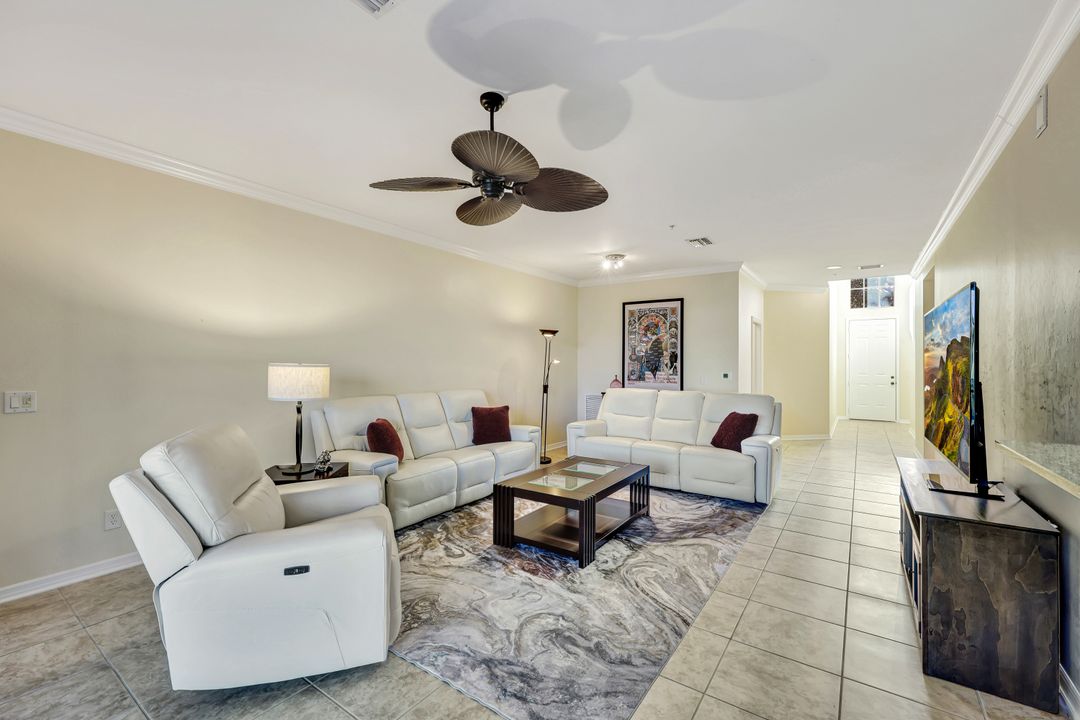 18921 Bay Woods Lake Dr #102, Fort Myers, FL 33908