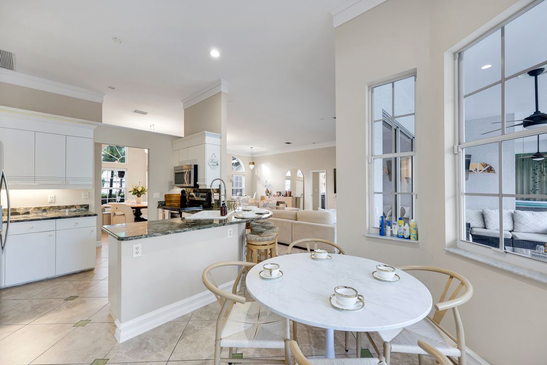 778 95th Ave N, Naples, FL 34108
