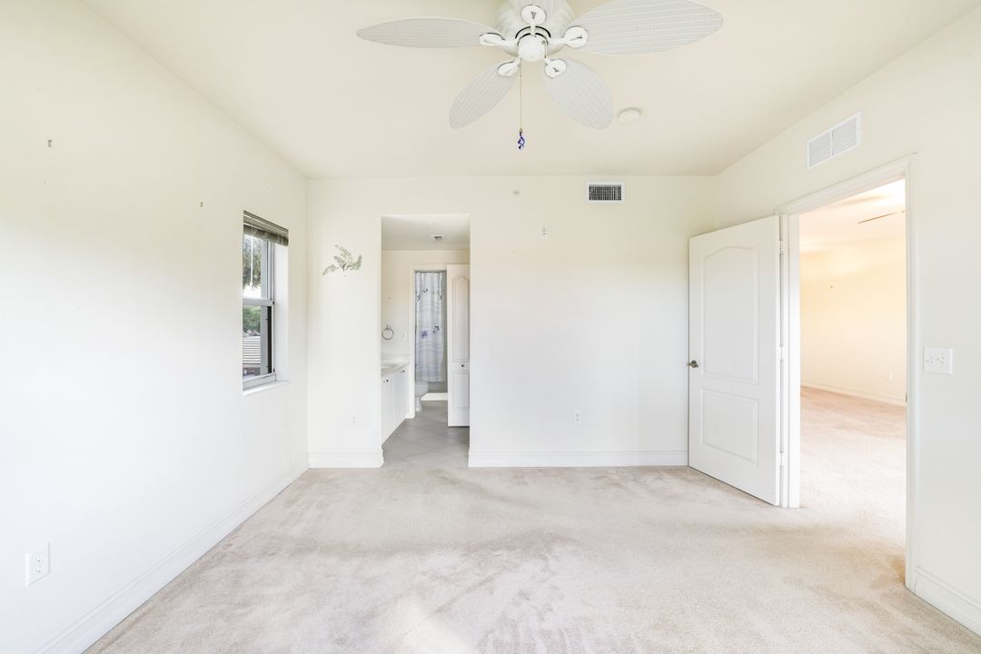 7839 Regal Heron Cir #206, Naples, FL 34104