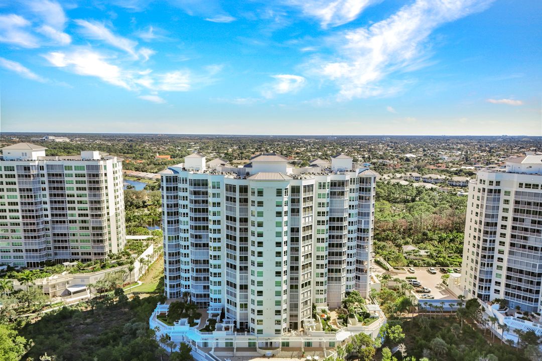 285 Grande Way #1601, Naples, FL 34110