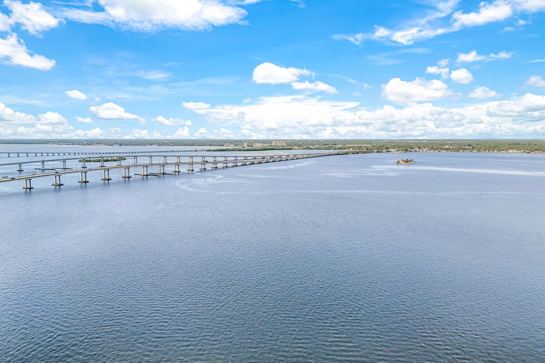 2745 First St #701, Fort Myers, FL 33916