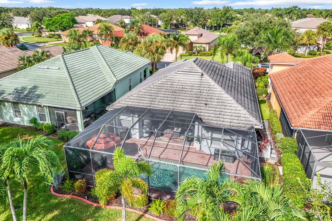 20050 Rookery Dr, Estero, FL 33928