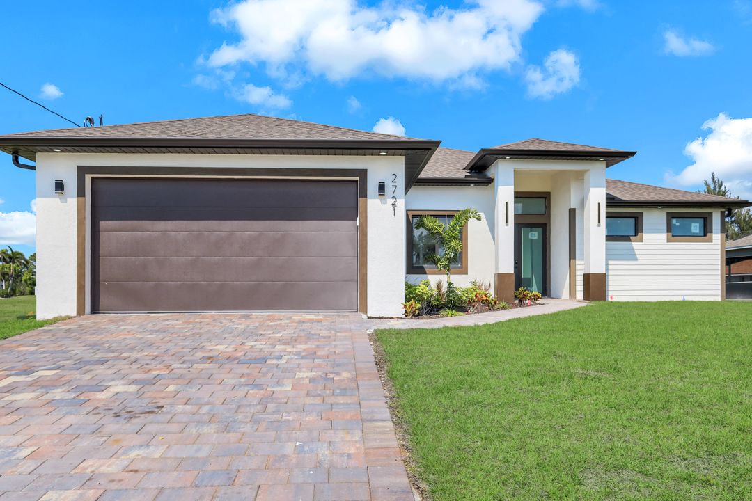 2721 NW 10th Terrace, Cape Coral, FL 33993