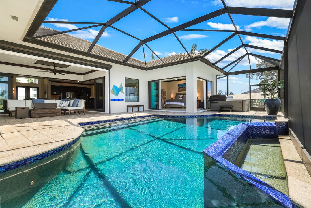 128 NW 39th Ave, Cape Coral, FL 33993