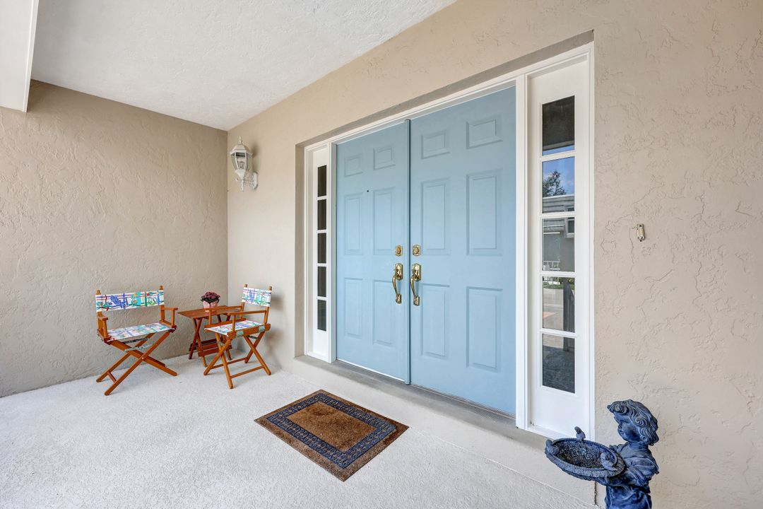 5929 Chanteclair Dr #8, Naples, FL 34108