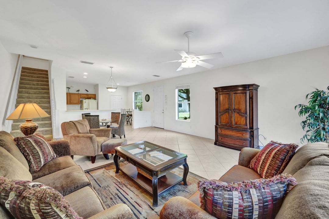 8330 Village Edge Cir  #6, Fort Myers, FL 33919