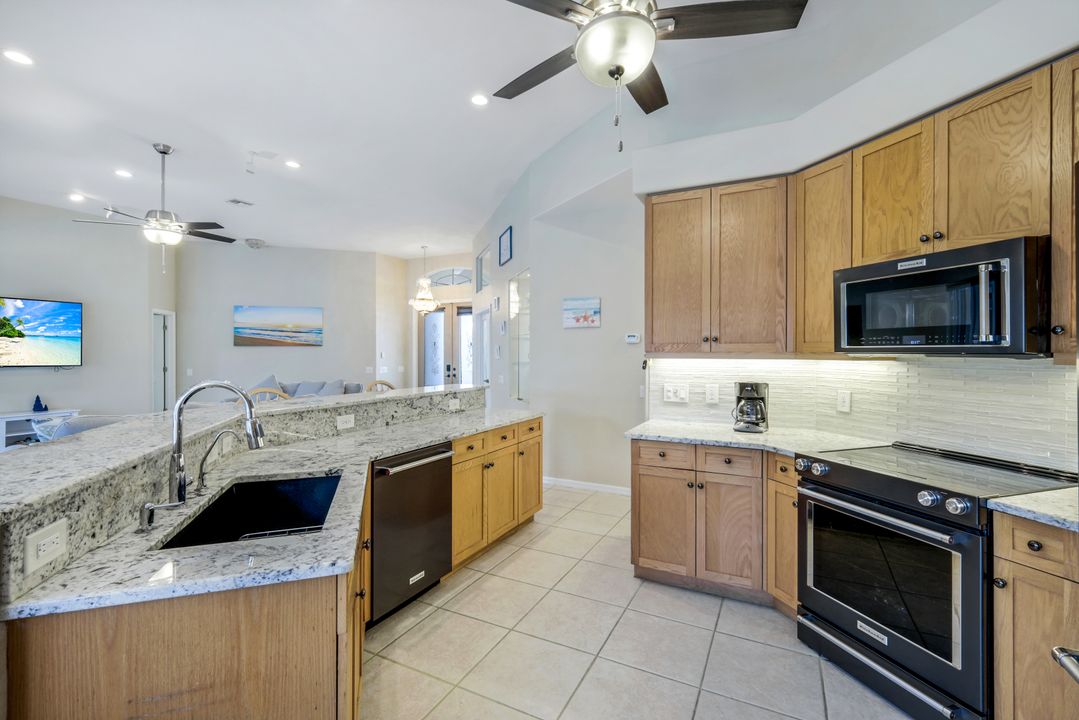 2109 SW 47th Terrace, Cape Coral, FL 33914