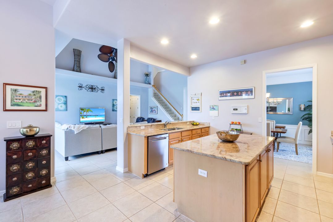 10049 St Moritz Dr, Miromar Lakes, FL 33913