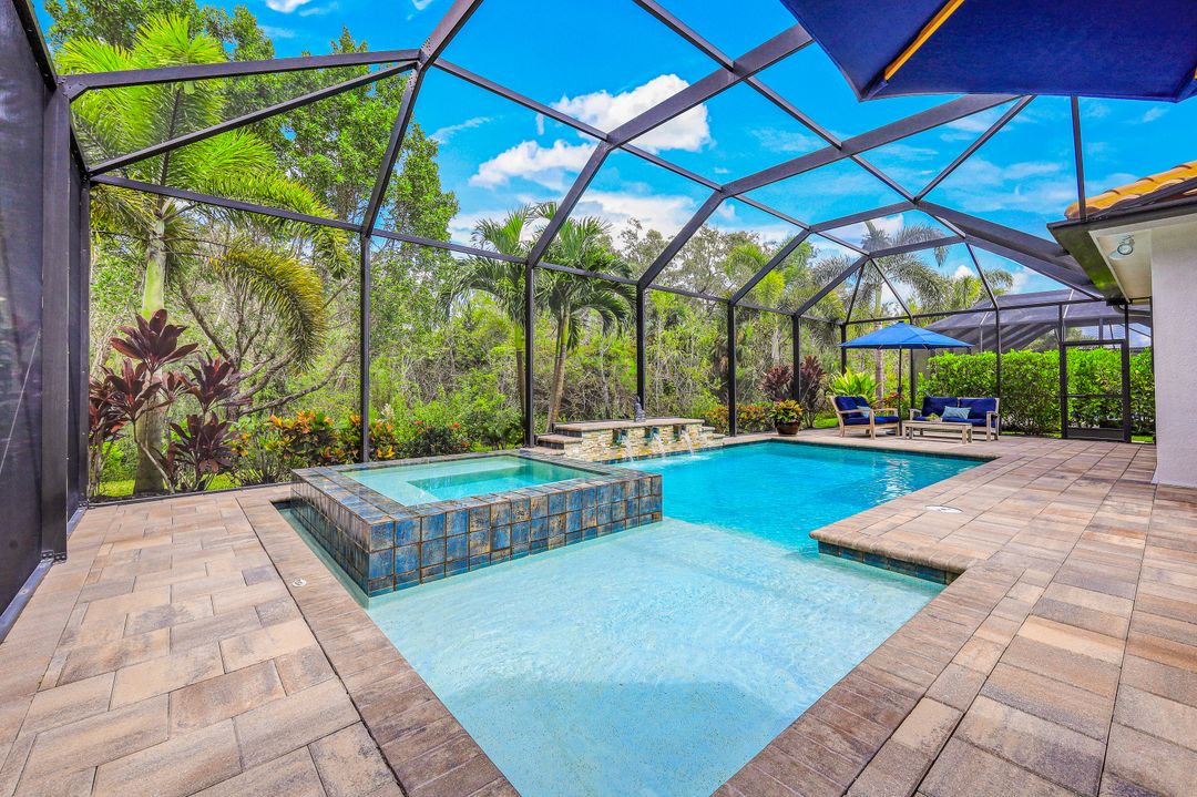 12762 Dundee Ln, Naples, FL 34120