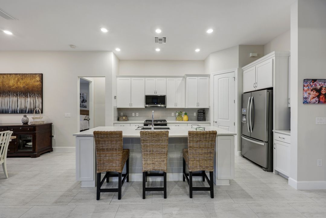 9405 Whooping Crane Wy, Naples, FL 34120