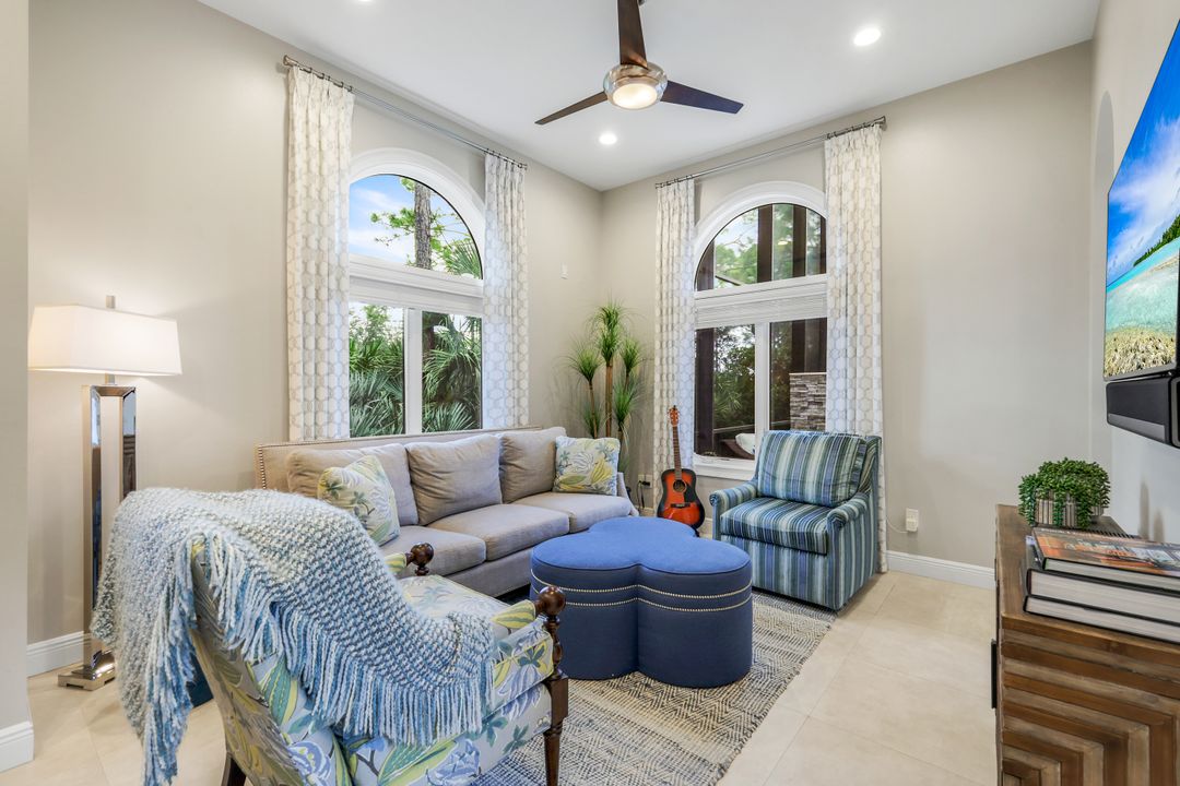 12338 Collier's Reserve Dr, Naples, FL 34110