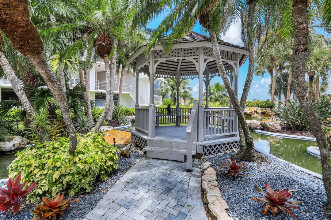 828 Hideaway Cir E #423, Marco Island, FL 34145