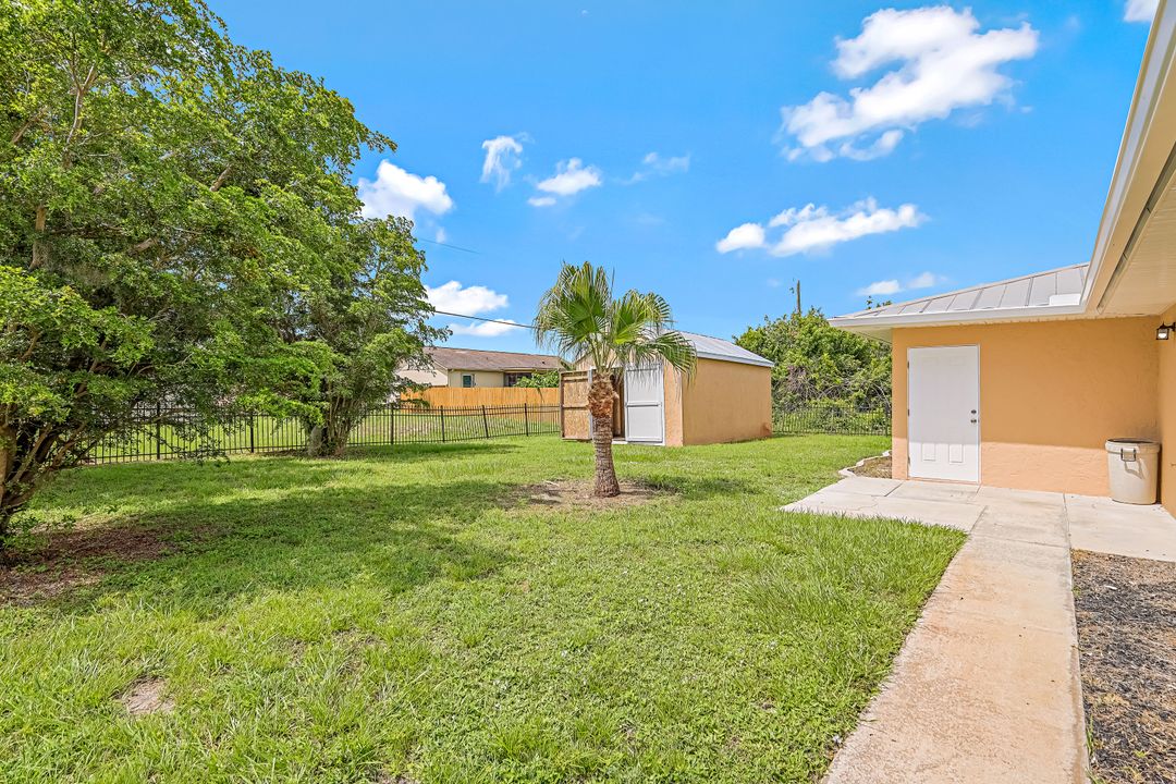 861 Mensh Terrace NW, Port Charlotte, FL 33948