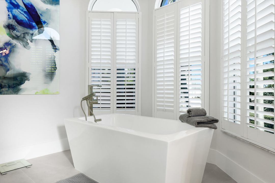 3624 Surfside Blvd, Cape Coral, FL 33914