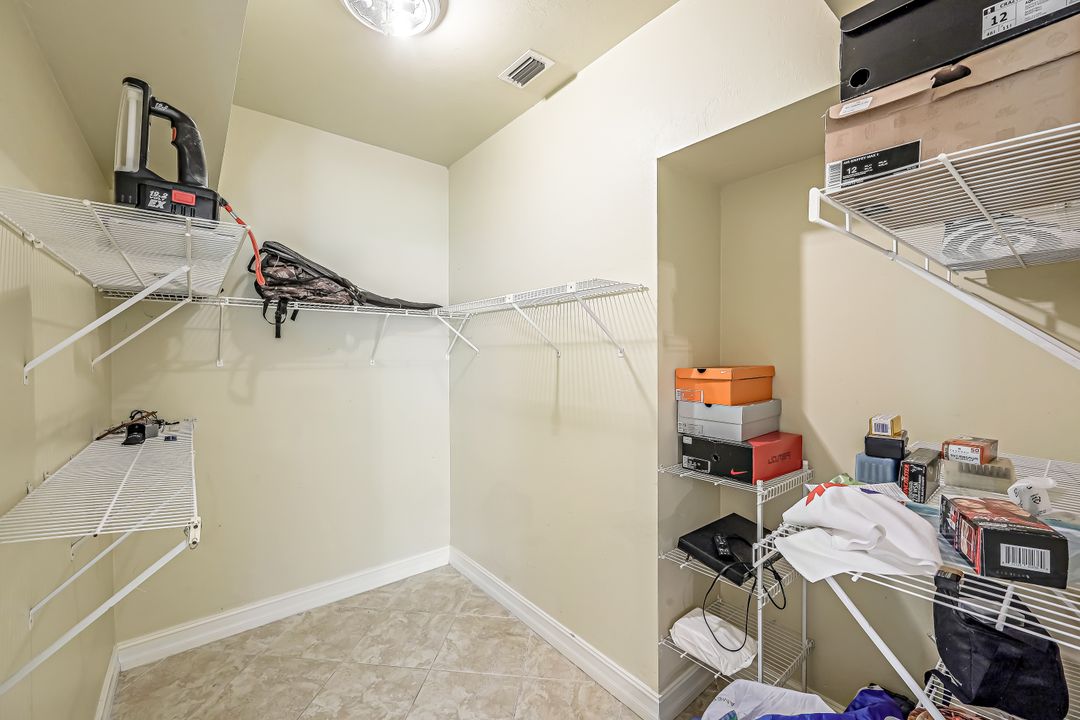 111 2nd St SE, Naples, FL 34117