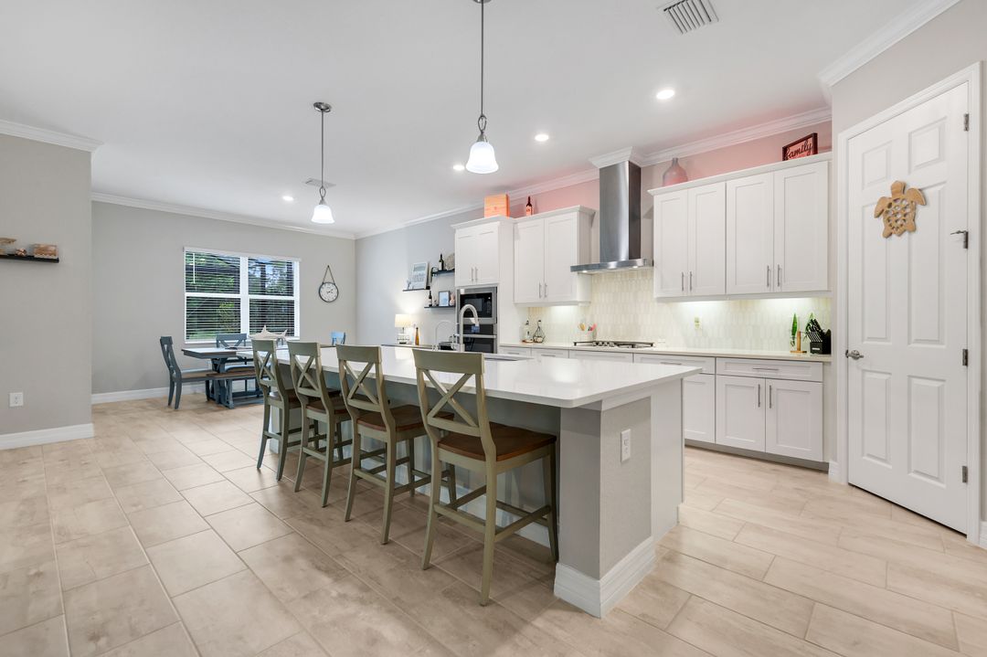 14841 Blue Bay Cir, Miromar Lakes, FL 33913