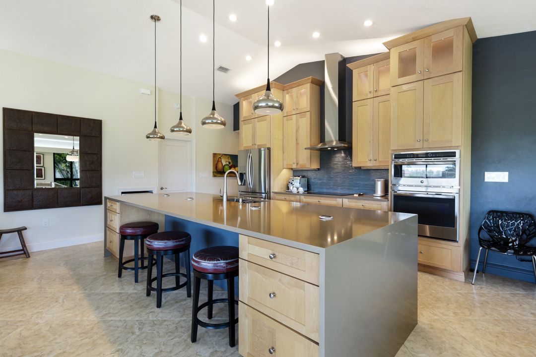 16591 Waters Edge Ct, Fort Myers, FL 33908