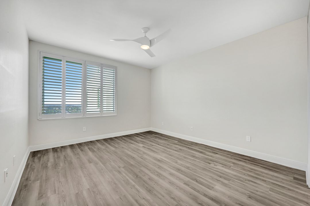 275 Indies Way #1703, Naples, FL 34110