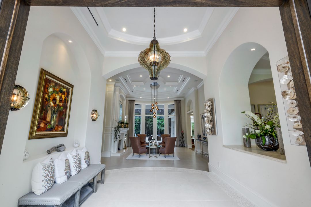 3150 Dahlia Way, Naples, FL 34105