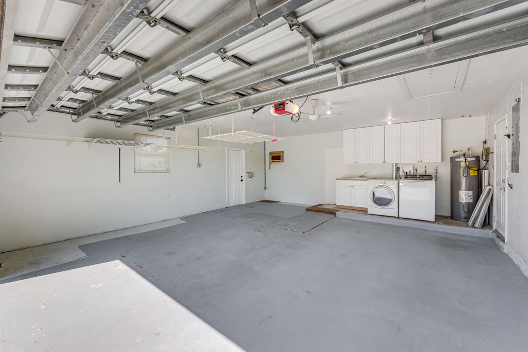 4240 SE 3rd Ave, Cape Coral, FL 33904