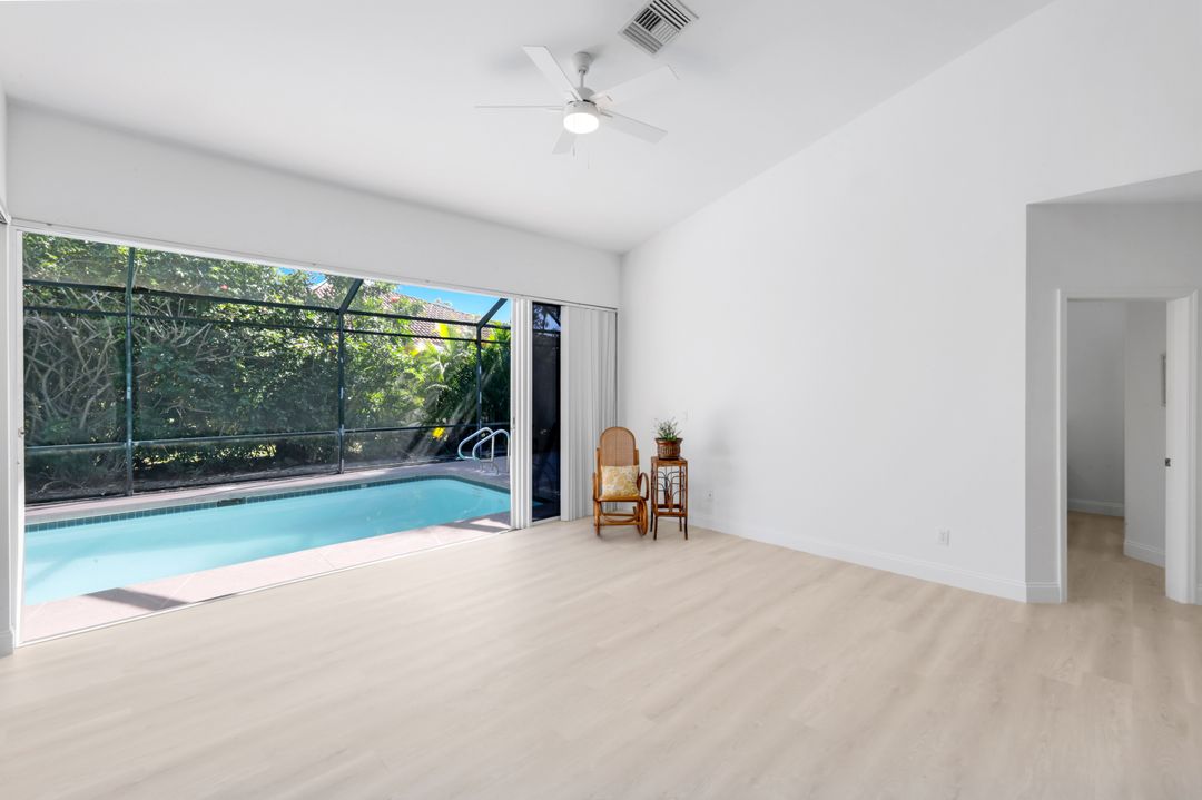 28501 Sombrero Dr, Bonita Springs, FL 34135