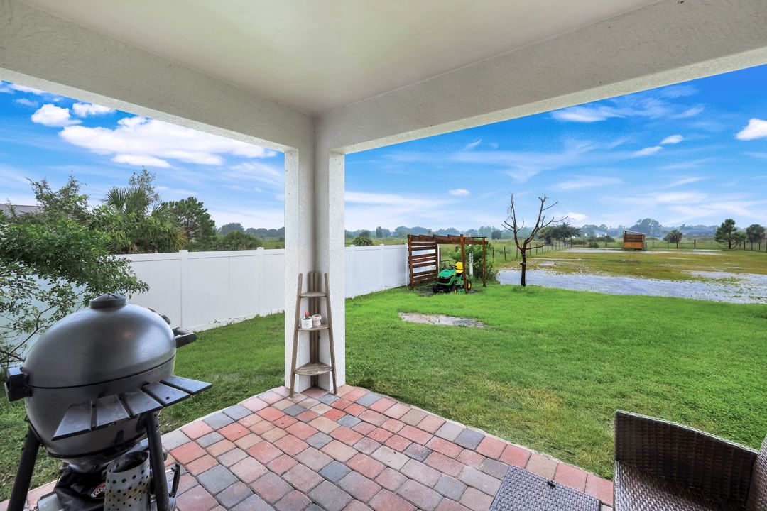 4180 68th Ave NE, Naples, FL 34120