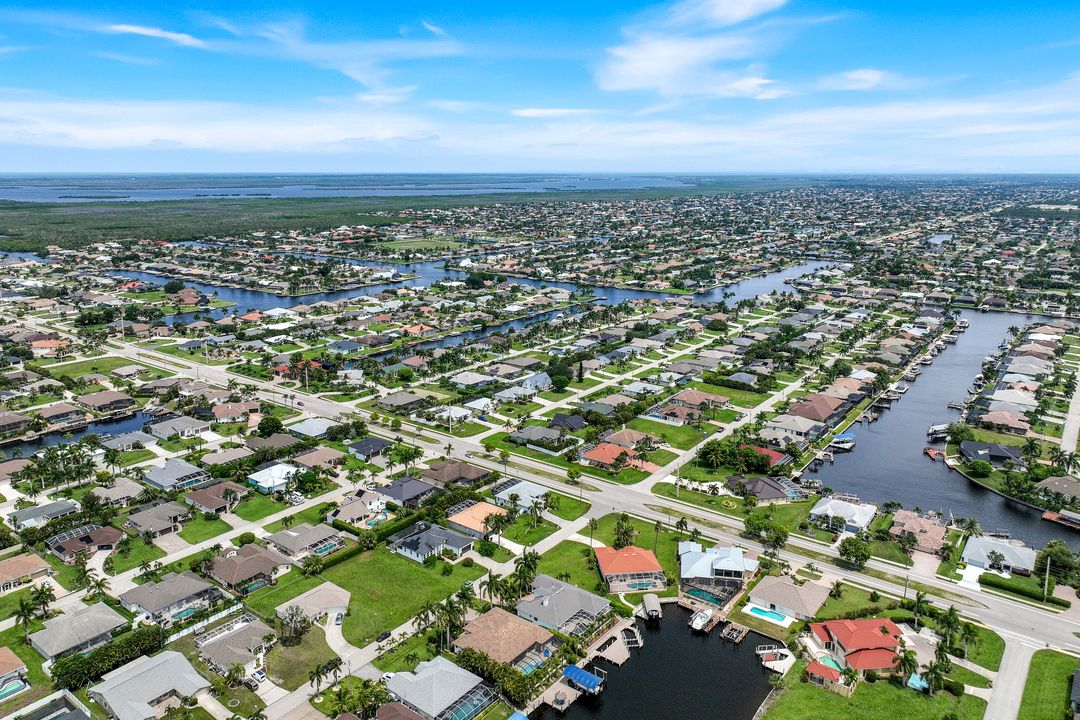 4813 SW 23rd Ave, Cape Coral, FL 33914