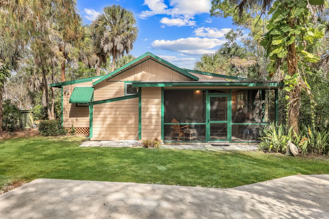 4420 7th Ave SW, Naples, FL 34119