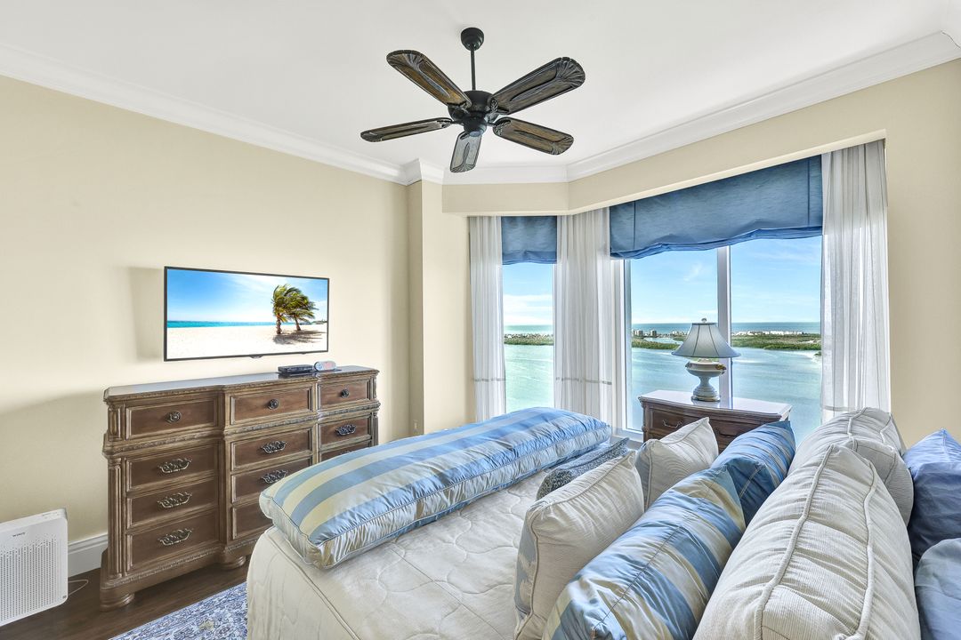 4951 Bonita Bay Blvd #PH302, Bonita Springs, FL 34134