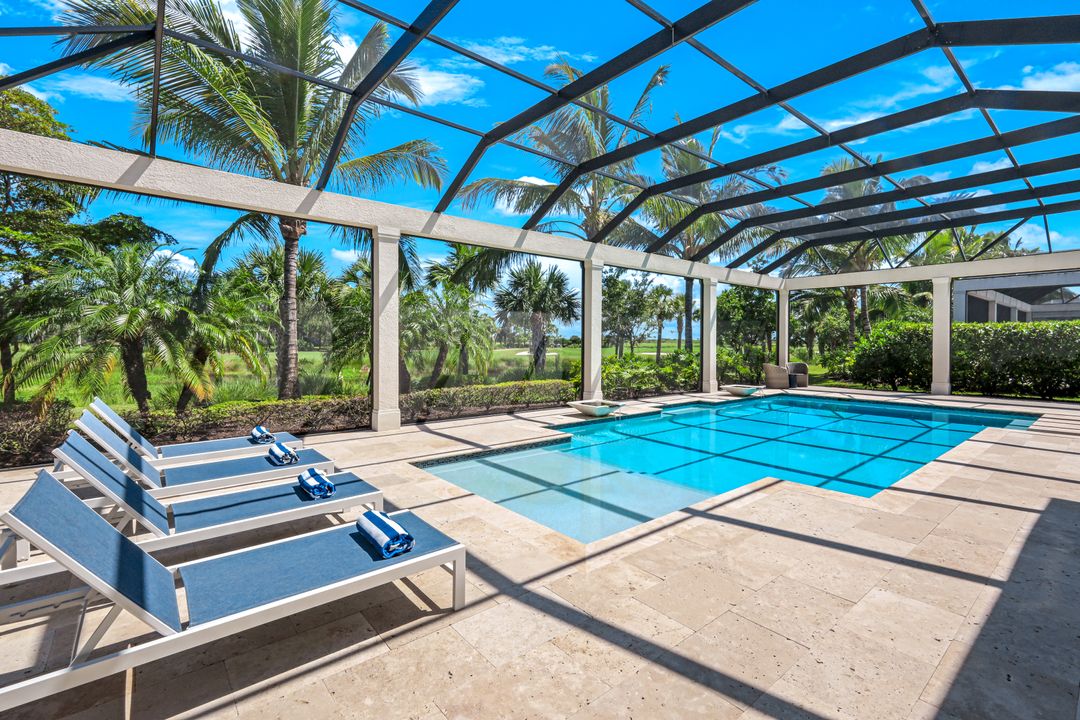 3154 Malaga Way, Naples, FL 34105