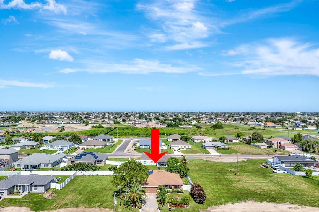 1206 NE 5th Ave, Cape Coral, FL 33909