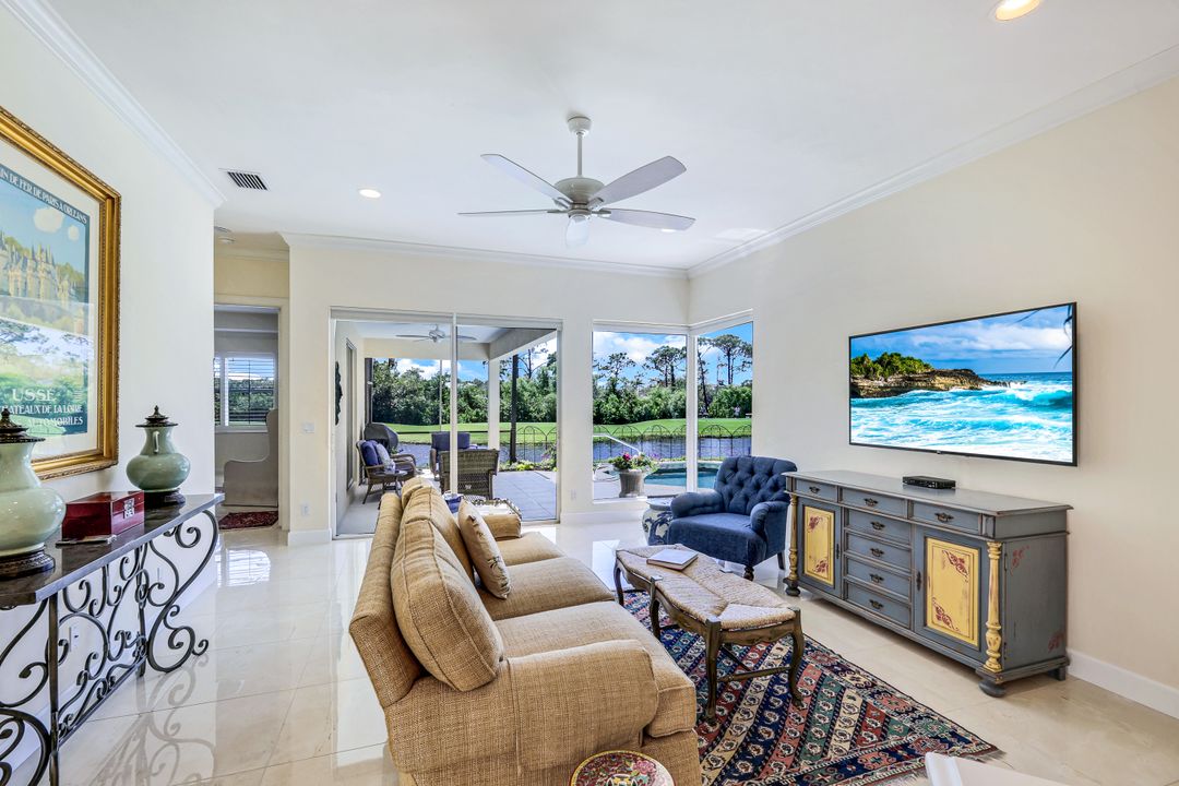 3687 Olde Cottage Ln, Bonita Springs, FL 34134