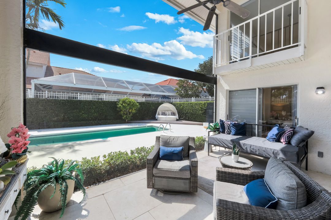 2128 Paget Cir, Naples, FL 34112