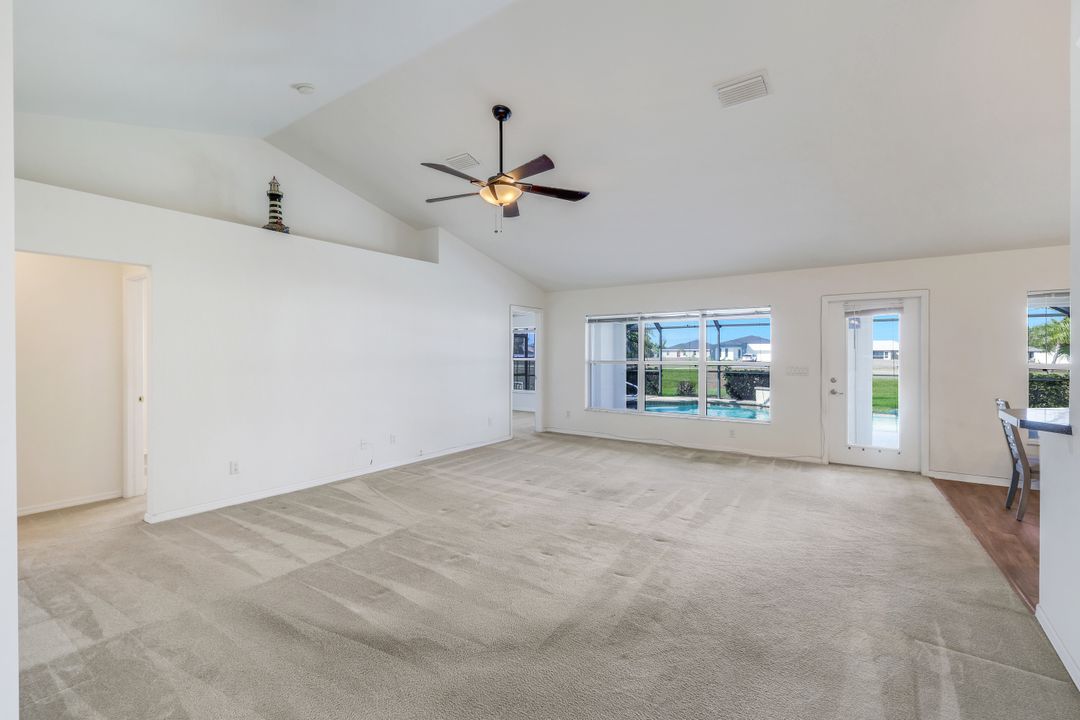 1207 NW 15th Terrace, Cape Coral, FL 33993