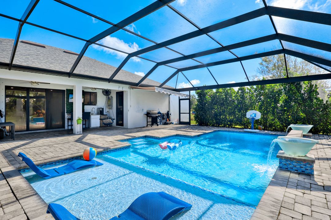 3362 56th Ave NE, Naples, FL 34120