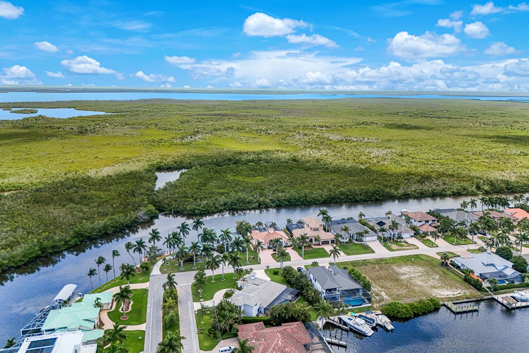 2819 El Dorado Pkwy W, Cape Coral, FL 33914