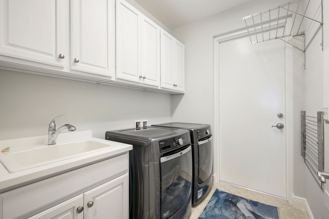 4730 Colony Villas Dr #802, Bonita Springs, FL 34134