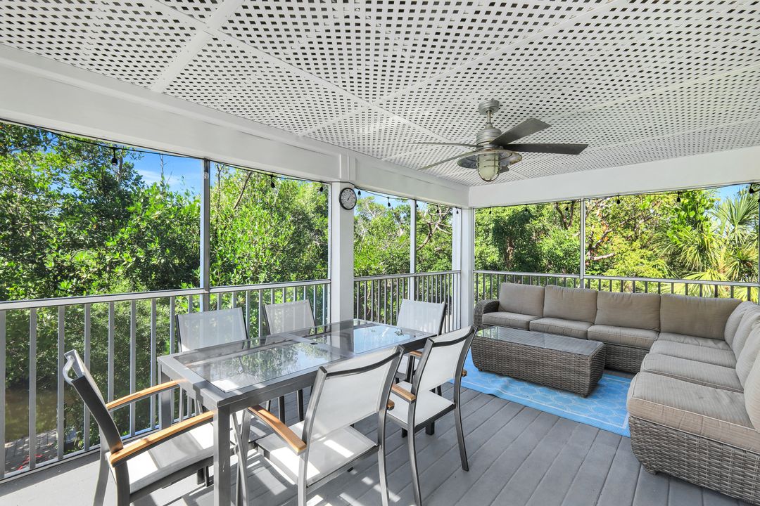 1111 Schooner Pl, Sanibel, FL 33957