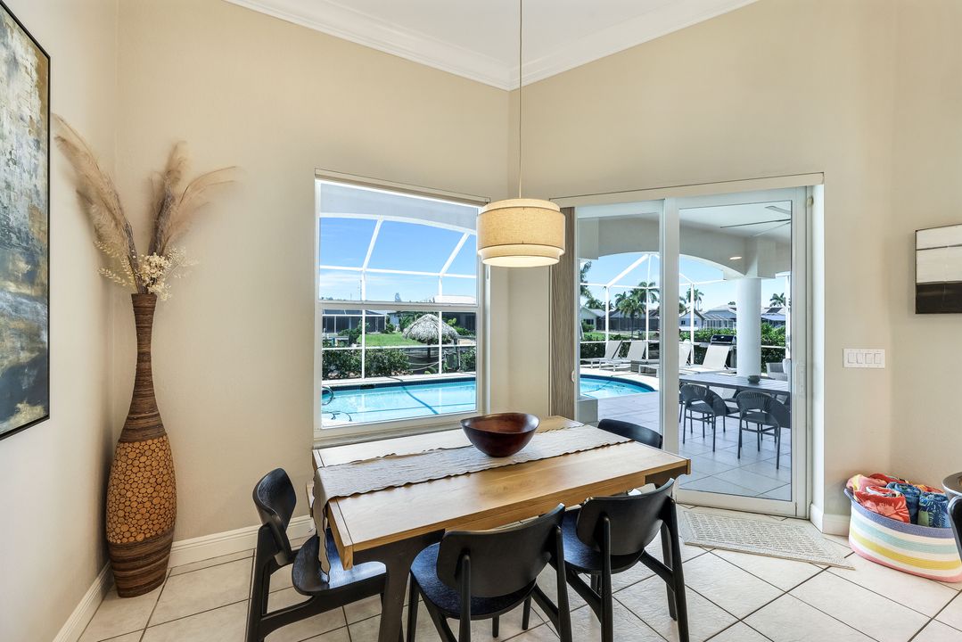 3710 SE 18th Pl, Cape Coral, FL 33904