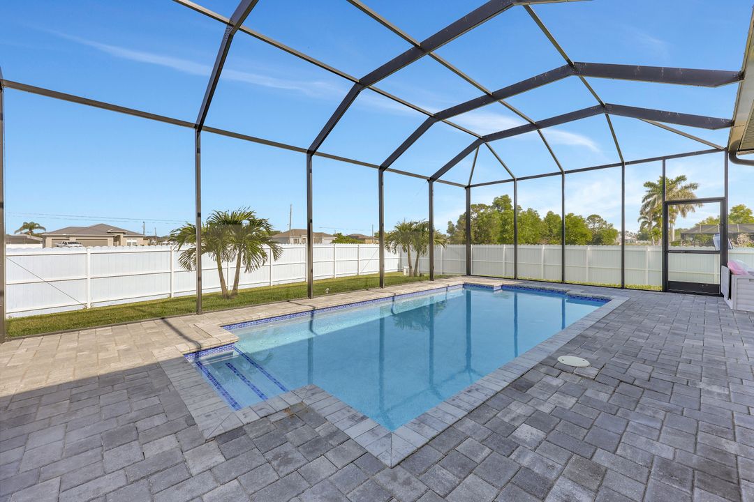 3034 NW Juanita Pl, Cape Coral, FL 33993