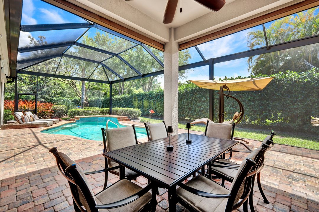 3441 Lakemont Dr, Bonita Springs, FL 34134