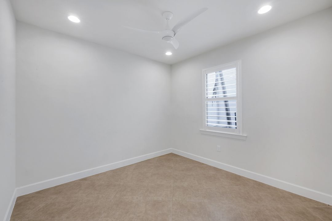 16367 Halberry Ln, Naples, FL 34110